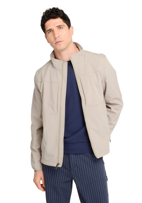 Casaca Chest Yoke Softshell Regular Fit