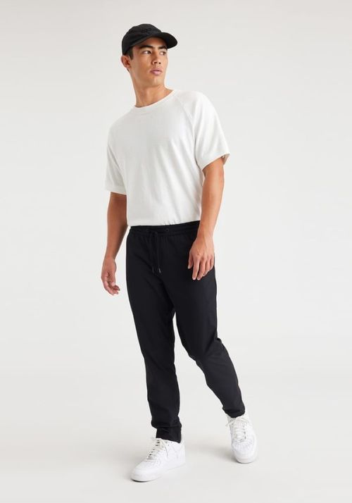 Pantalón Jogger Go Slim Tapered Fit con Airweave